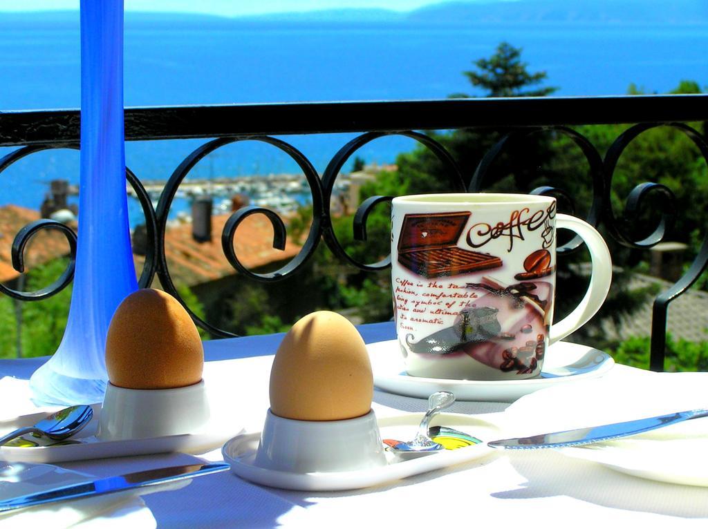 Guest House Lifestyle Holiday Opatija Luaran gambar