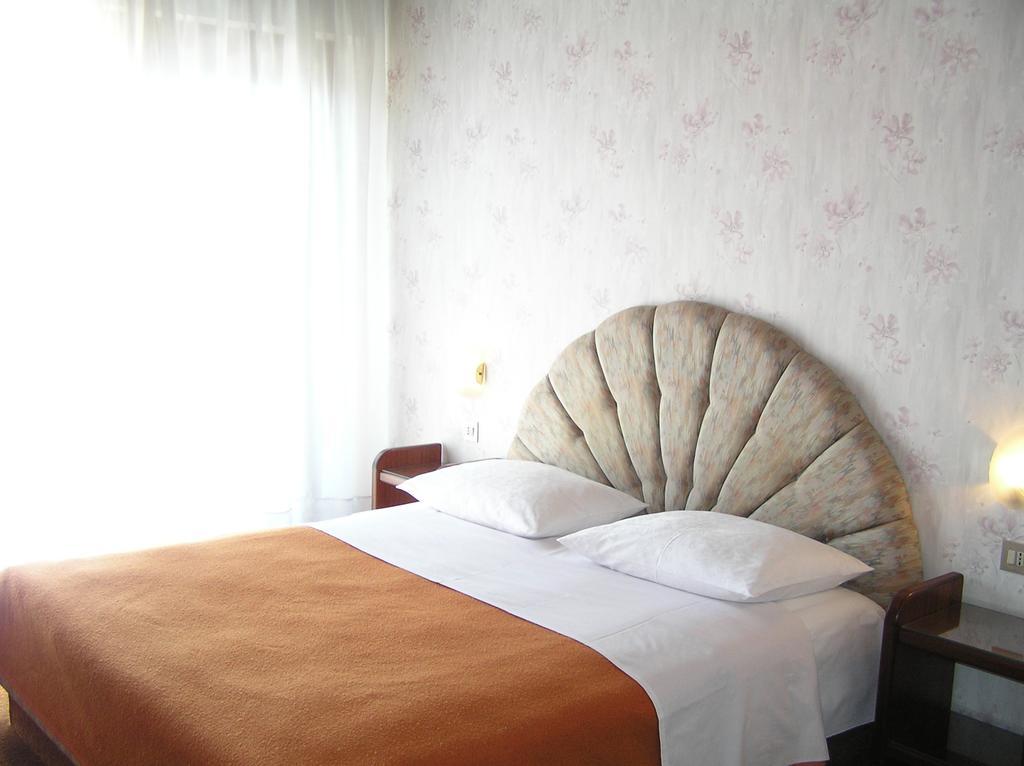 Guest House Lifestyle Holiday Opatija Bilik gambar