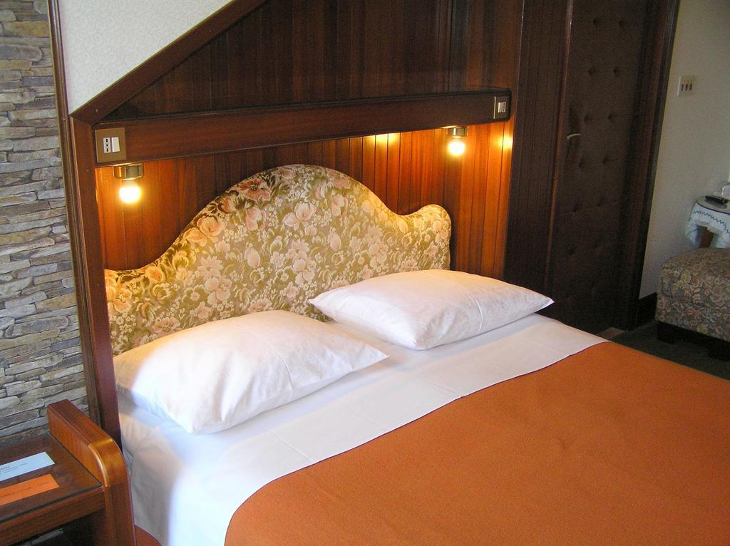 Guest House Lifestyle Holiday Opatija Luaran gambar